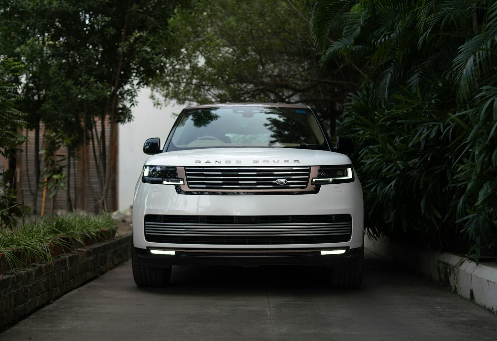 Range Rover parked on a private home driveway, financed on hire purchase